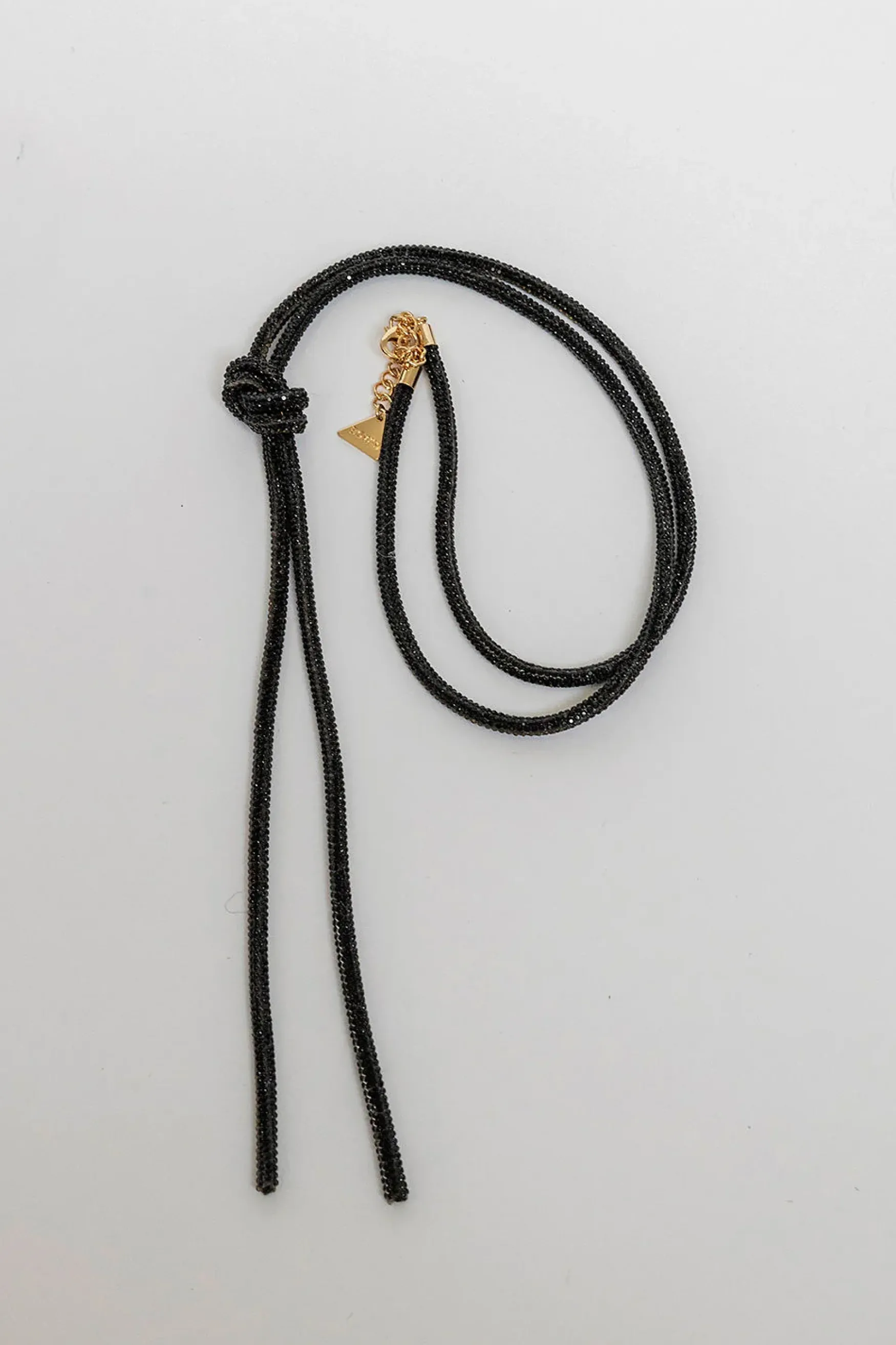 Fashion BOW19 details Carrie long necklace, black