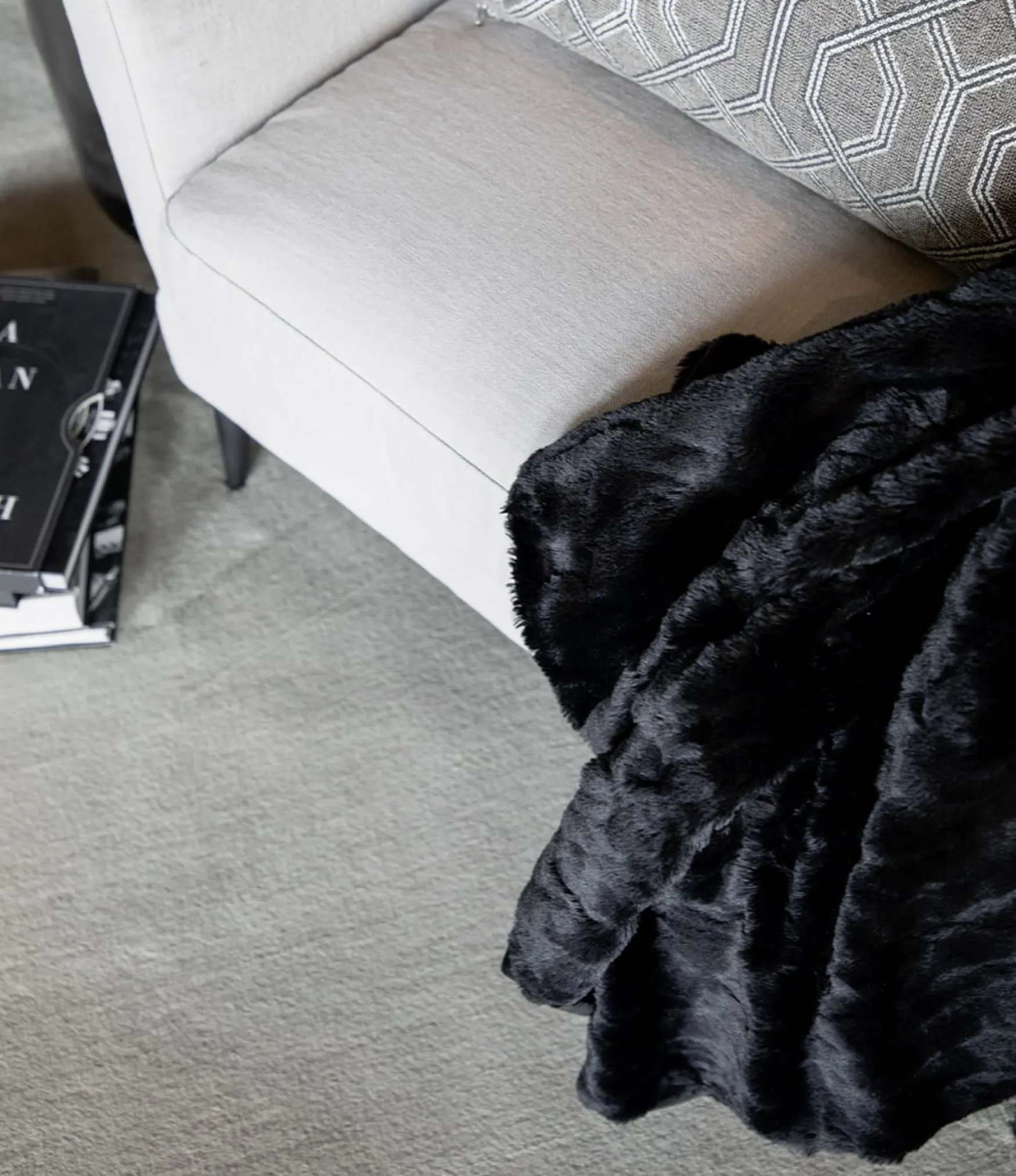 Online Artwood Celine throw 150x260, solid black