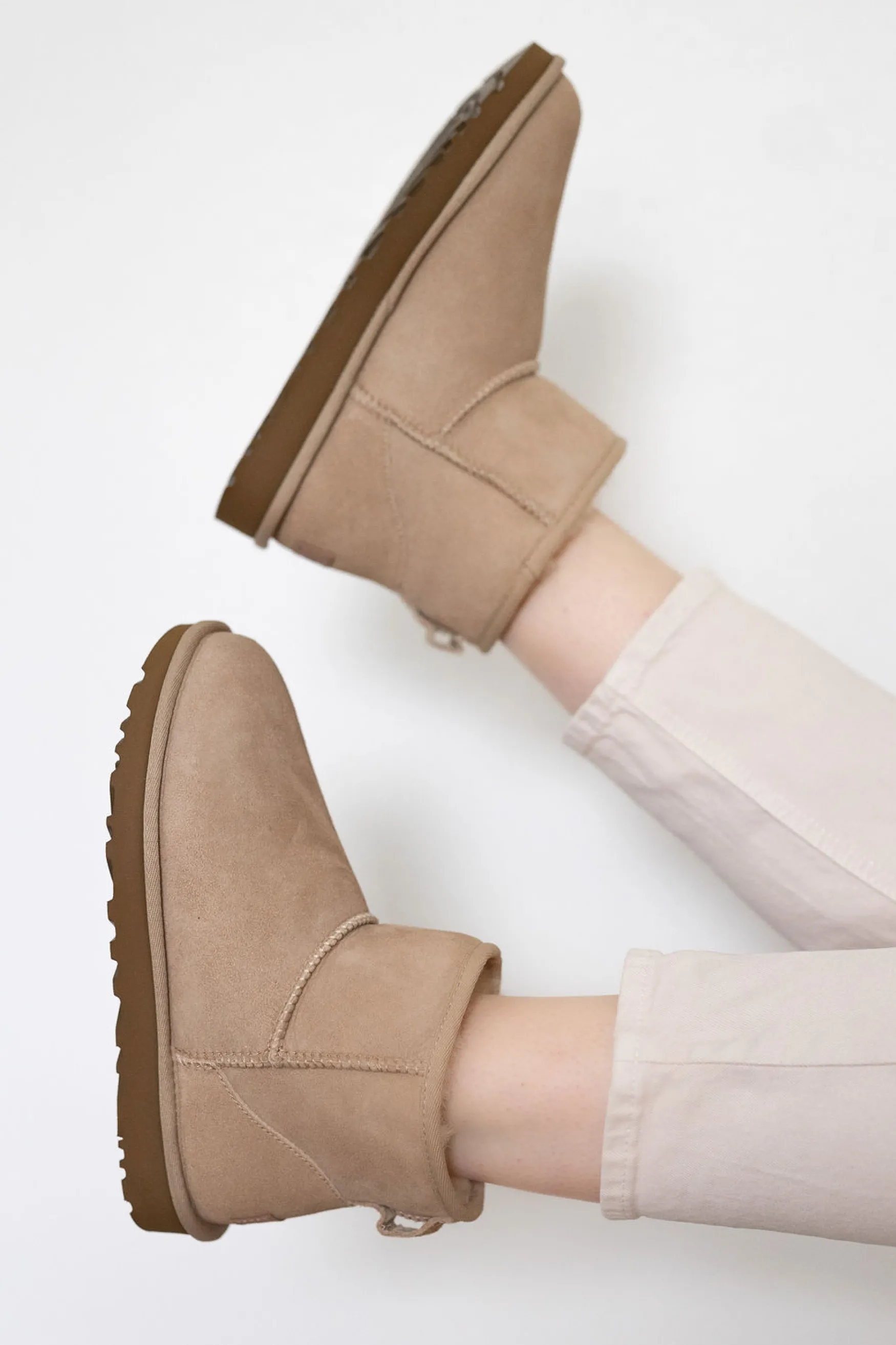 Clearance UGG Classic mini II, sand