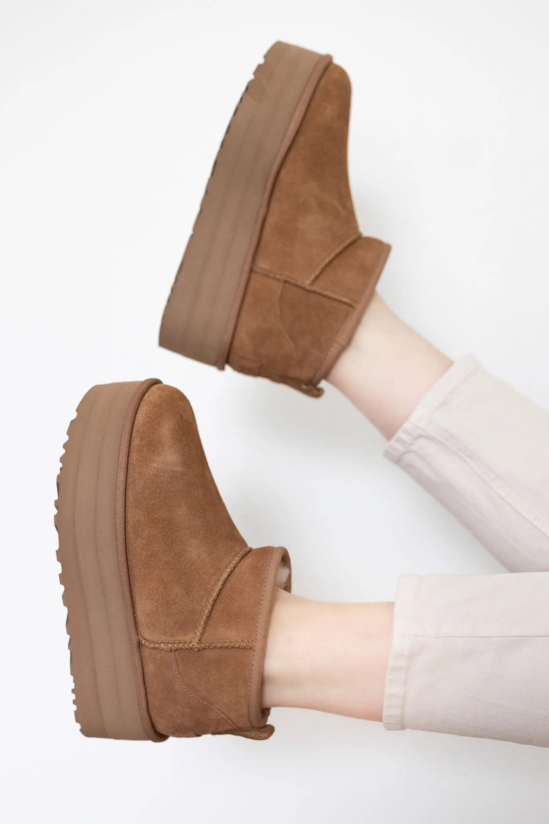 Outlet UGG Classic ultra mini platform, chestnut