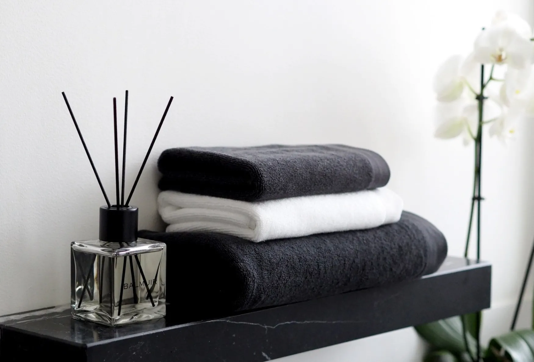Clearance Balmuir Como room diffuser, sand