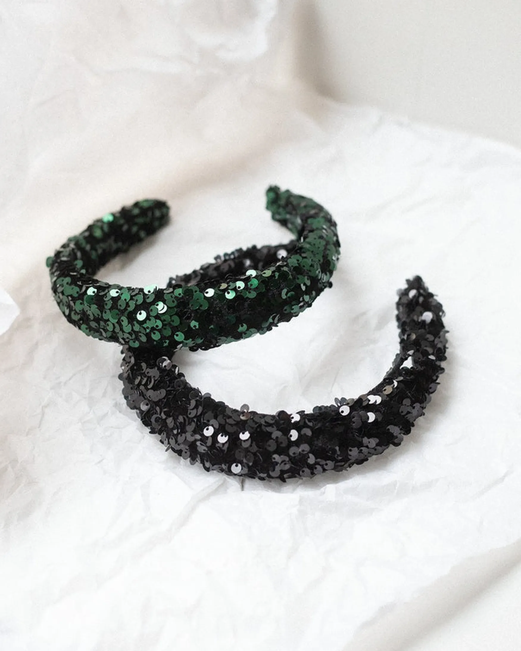 Online GAUHAR Helsinki Headband padded sequins, green