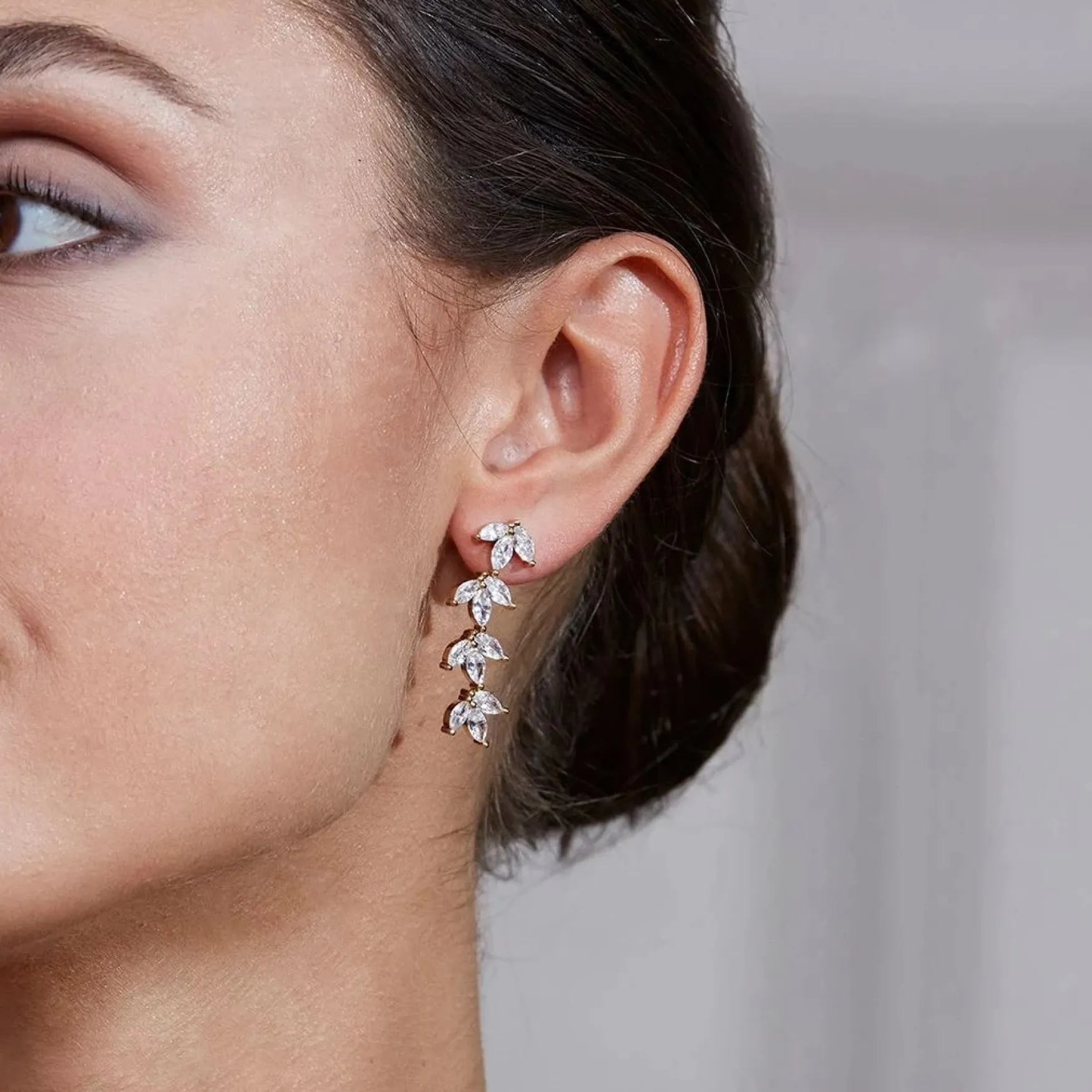 Hot Edblad Laurel earrings, gold