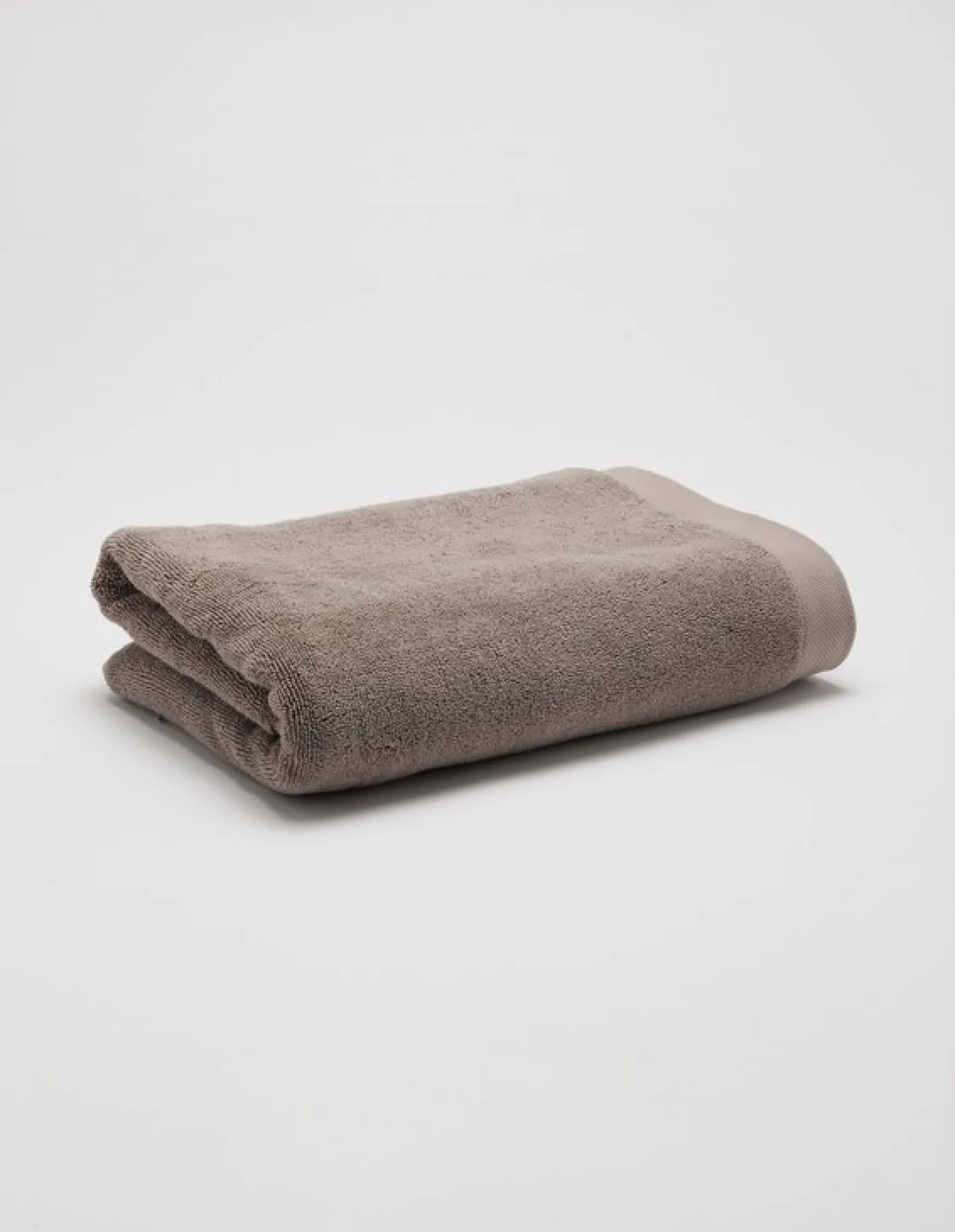 Discount Balmuir Lugano towel 70x140, smoke