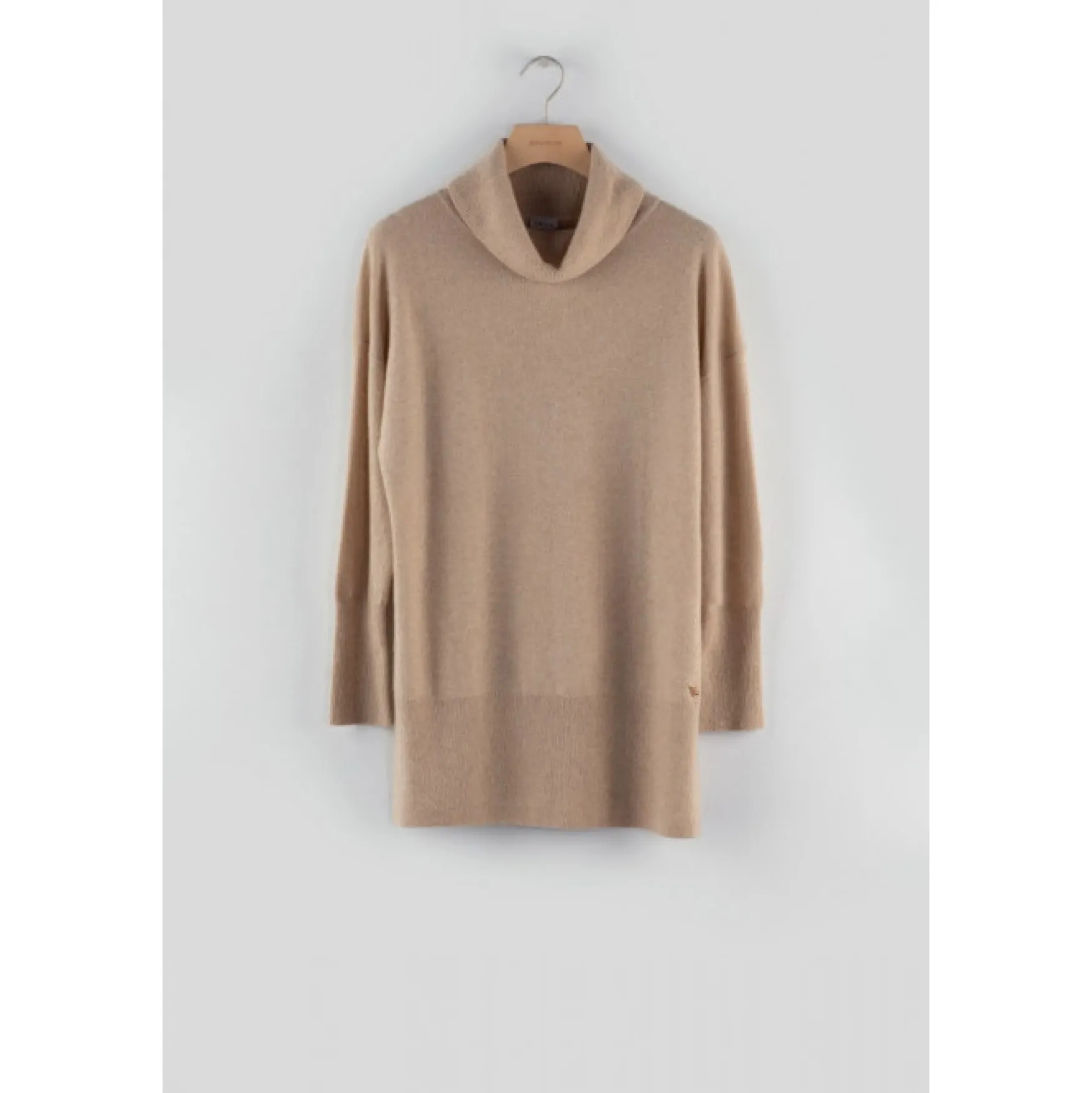 New Balmuir Marlene cashmere sweater, oat