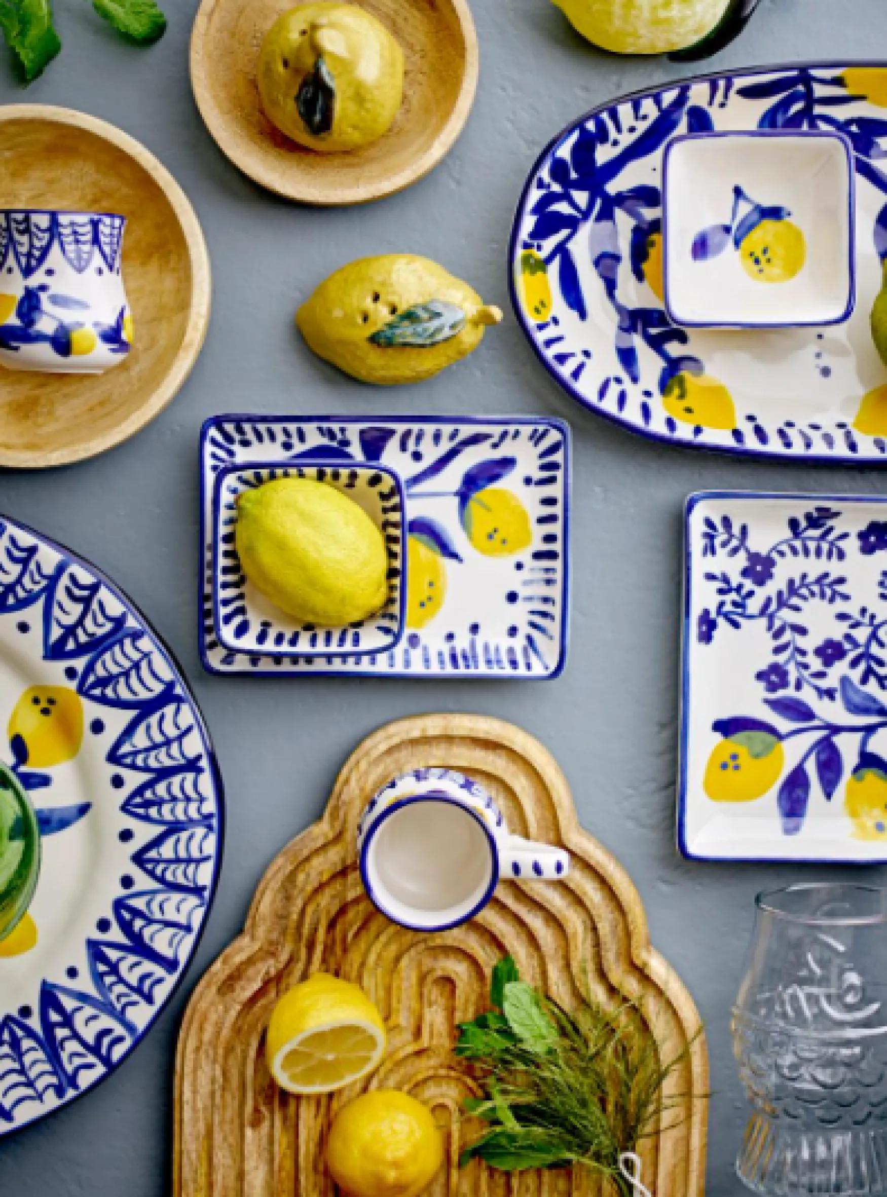 Clearance Bloomingville Maxima plate, blue stripe