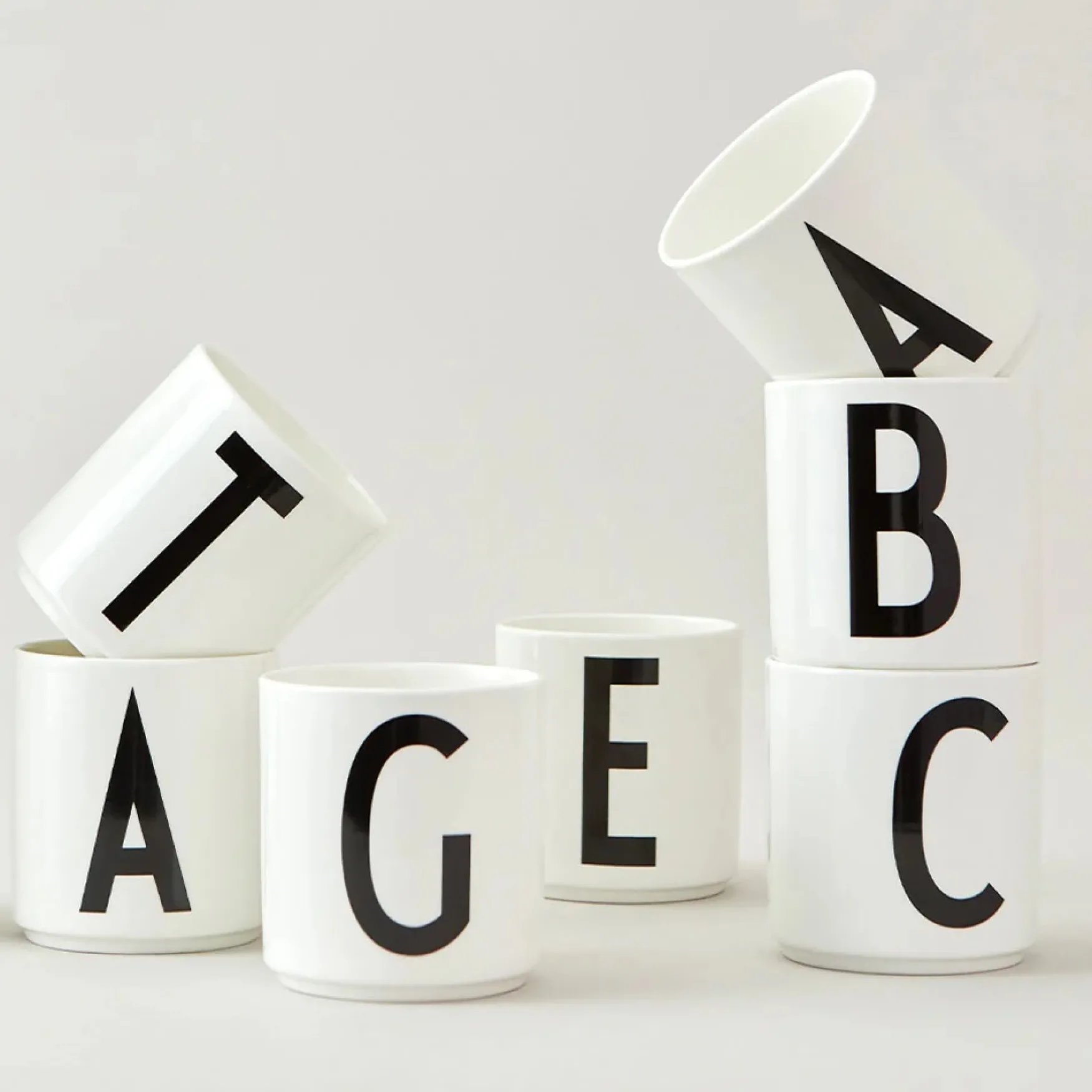 Hot Design Letters Personal porcelain cup, white VALK