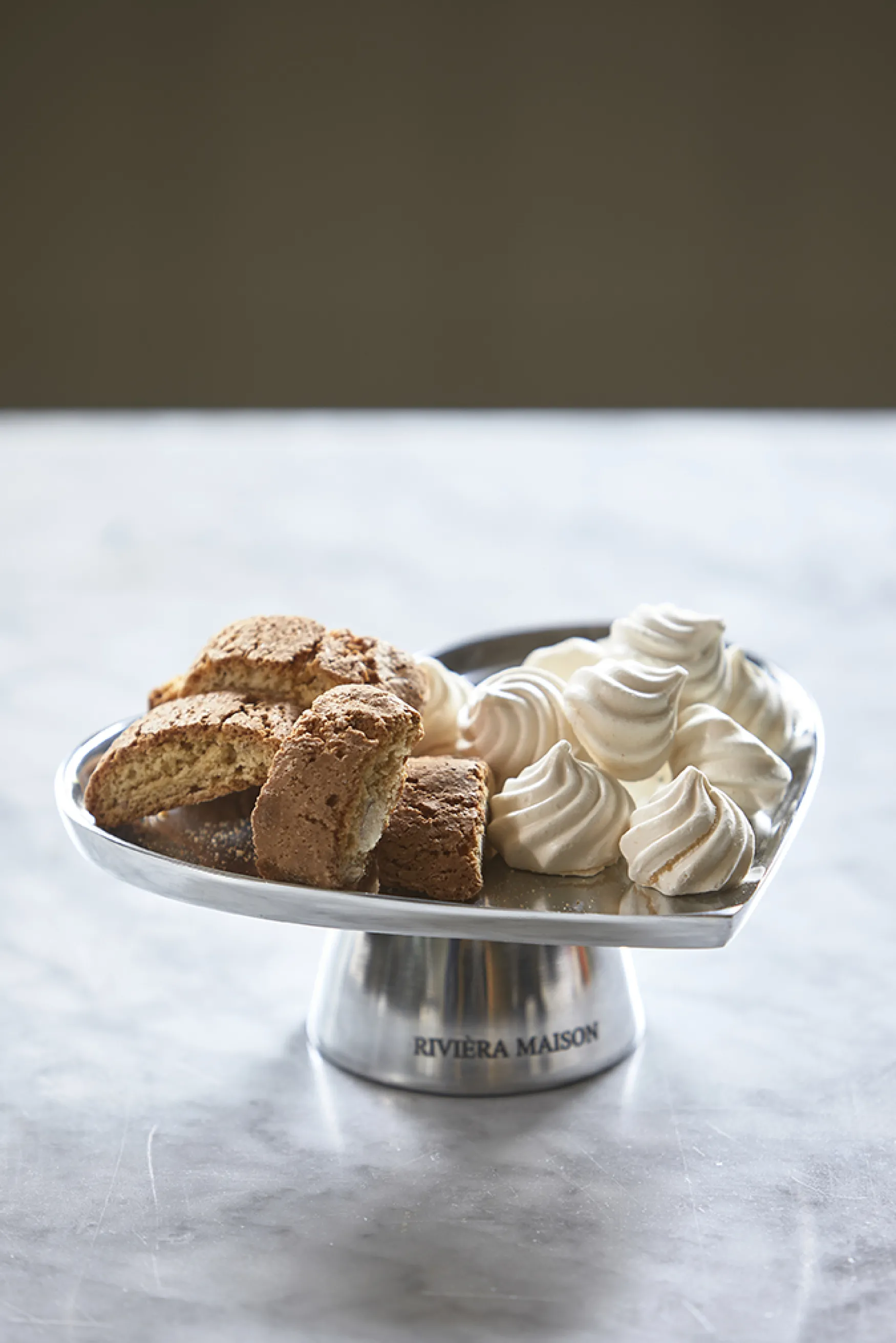 Best Rivièra Maison RM heart cake stand