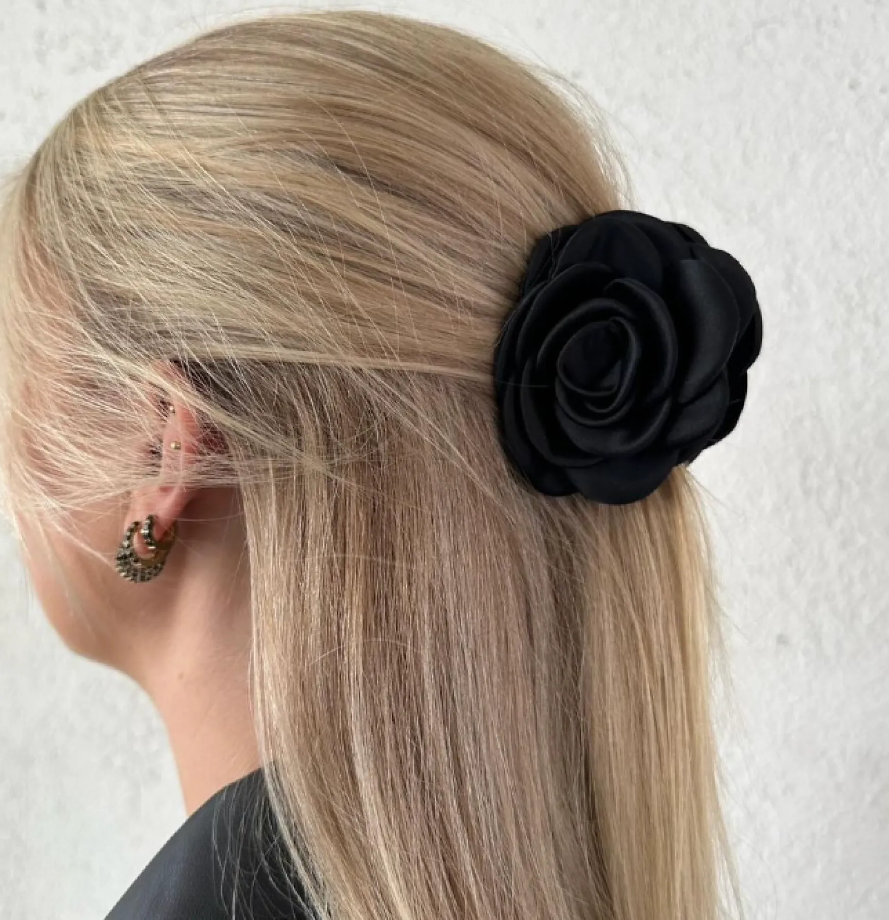 Best DARK department Satin rose hair claw, black