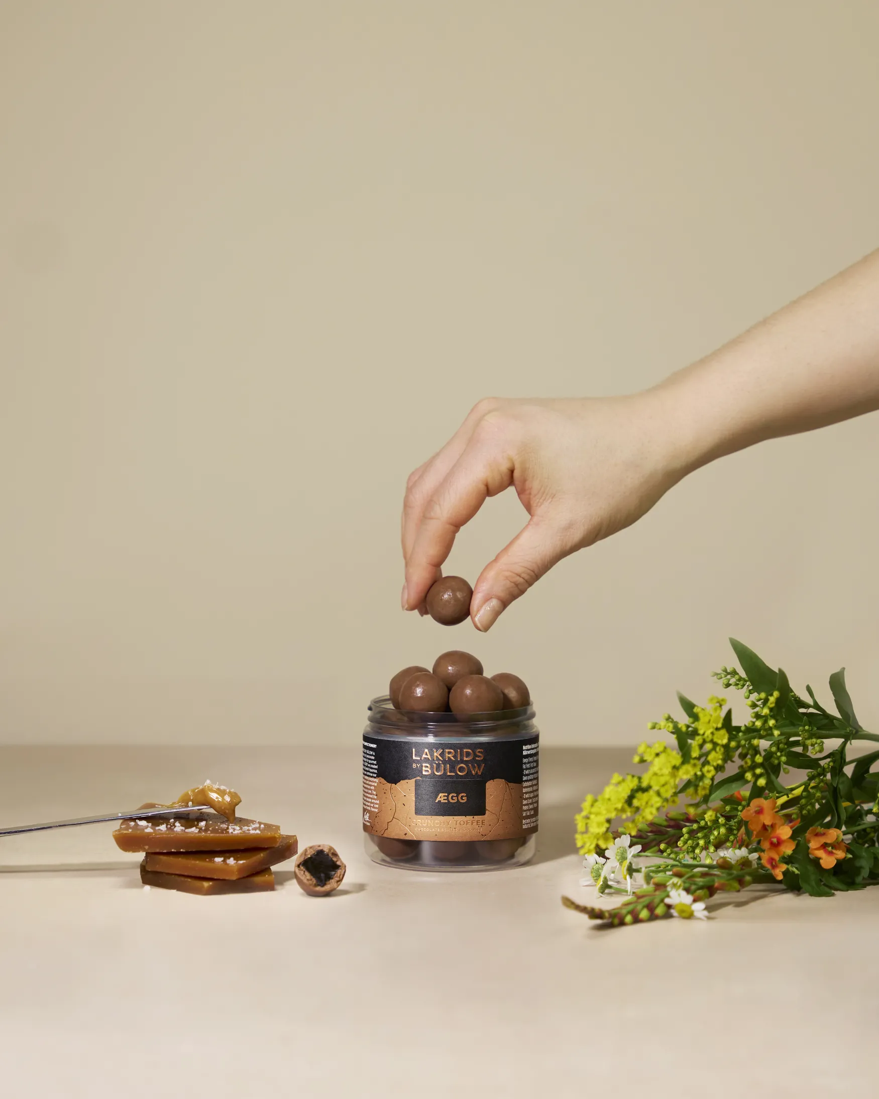 Outlet Lakrids by Bülow Small egg crunchy toffee