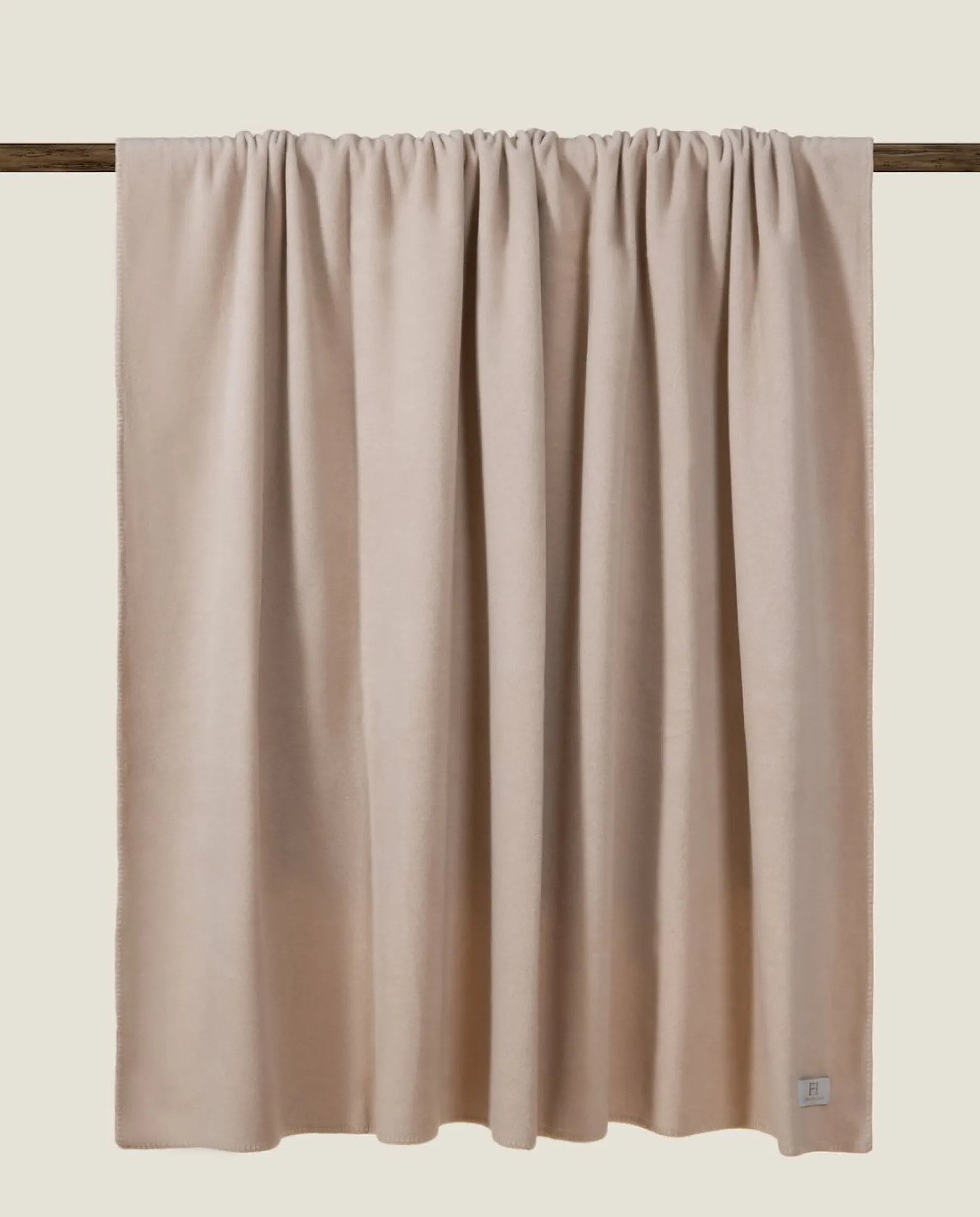 Clearance Frati Home Soft cotton throw 160x200, beige