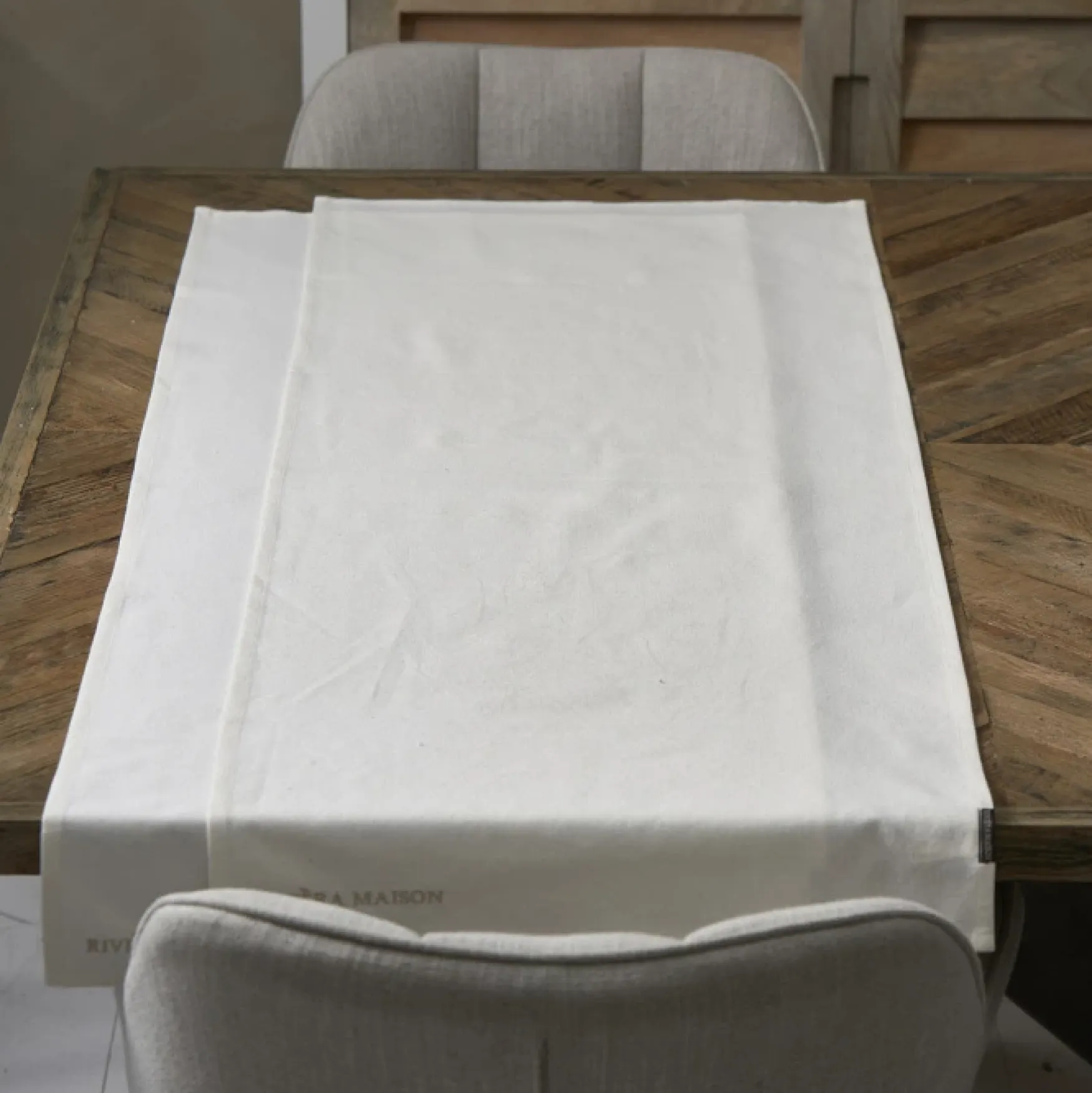 Sale Rivièra Maison Table runner white 150x50 2pcs