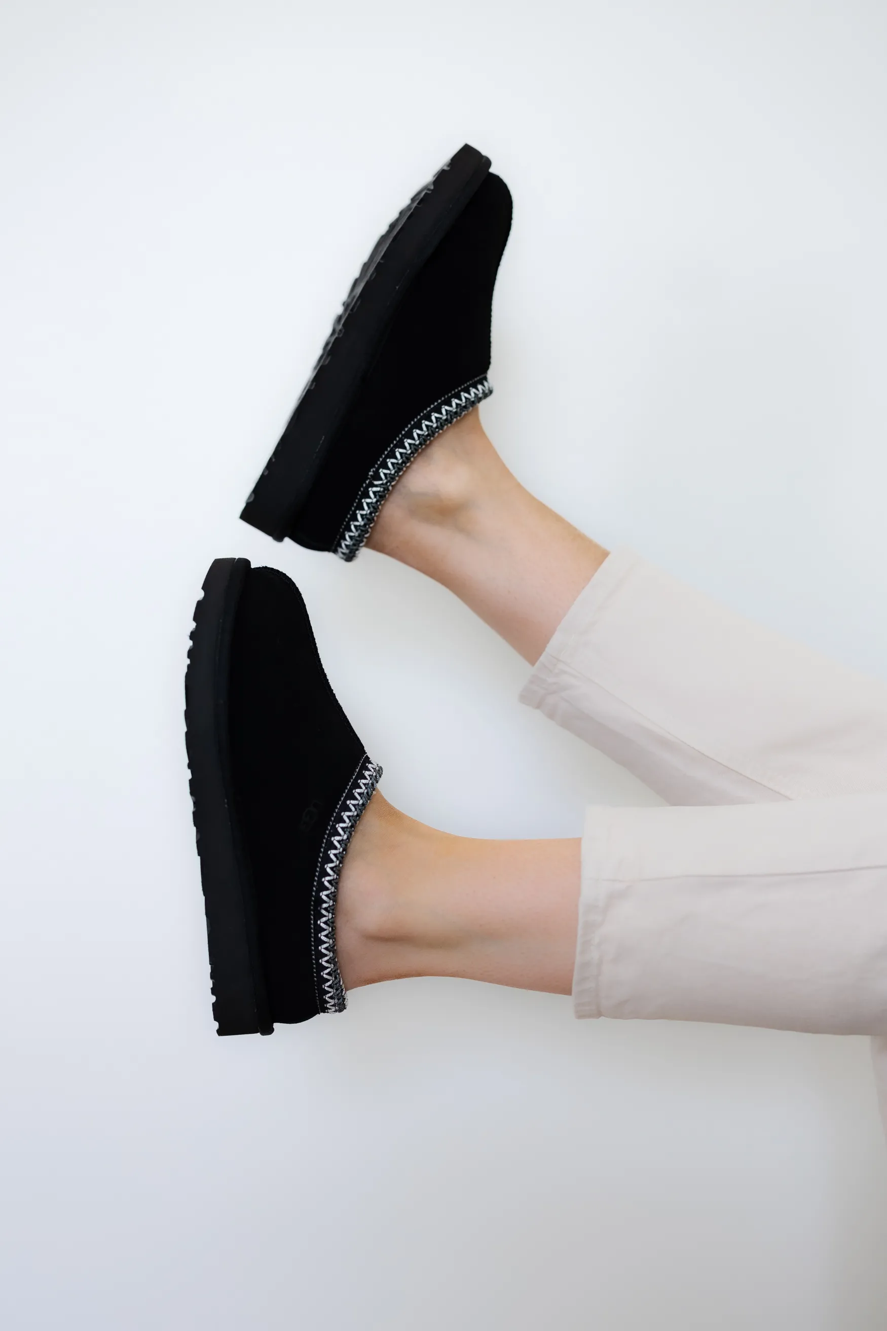 Hot UGG Tasman, black