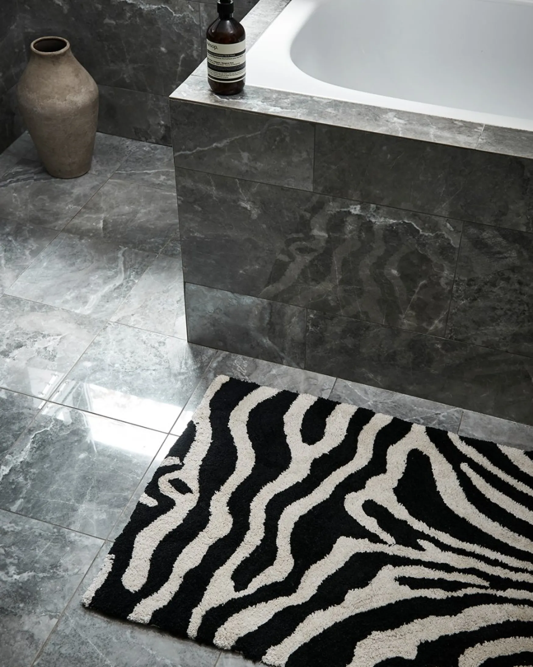 Hot Classic Collection Zebra 60x90, black/white