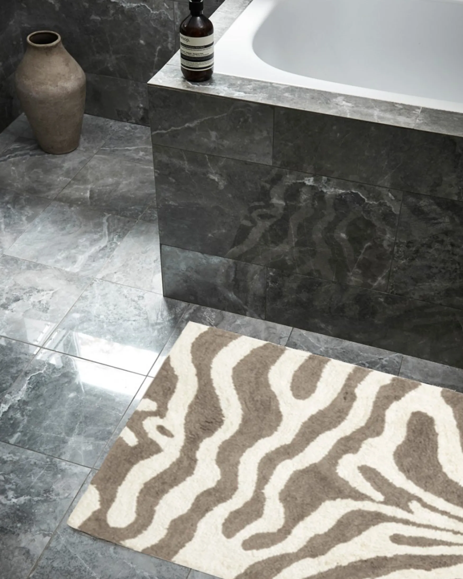New Classic Collection Zebra 60x90, taupe/white